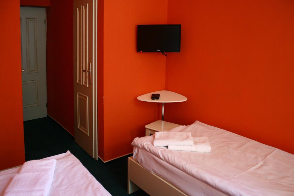 Pensionat Hotelove Kolcavka Prag